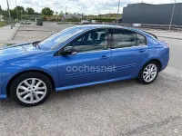 Usado Renault Laguna III GT 150 CV (110 kW) 2009 Azul Berlina