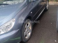 Usado Peugeot 307 CC 138 CV (101 kW) 2006 Gris / plata Descapotable