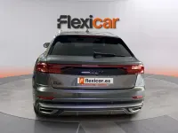 Usado Audi Q8 Premium 286 CV (210 kW) 2019 Gris SUV