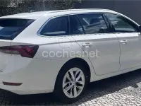 Usado Skoda Octavia Ambition 150 CV (110 kW) 2020 Blanco Berlina