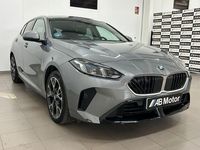 Usado BMW 120 Comfort Edition 163 CV (119 kW) 2025 Gris / plata Utilitario