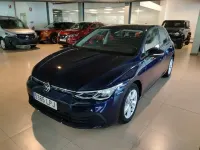 Usado VW Golf VIII Life 110 CV (80 kW) 2021 Azul Berlina