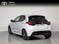 Usado Toyota Yaris Hybrid Sport 116 CV (85 kW) 2022 Beige Berlina