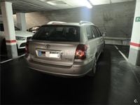 Usado Toyota Avensis Sol 150 CV (110 kW) 2007 Gris / plata Familiar