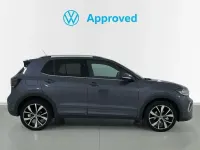 Usado VW T-Cross R-line 116 CV (85 kW) 2025 Gris SUV