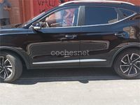 Usado MG ZS Luxury 111 CV (81 kW) 2022 Negro SUV