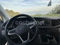 Usado VW Caravelle 110 CV (80 kW) 2021 Gris / plata Van