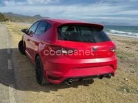 Usado Seat Leon FR 125 CV (91 kW) 2016 Rojo Berlina