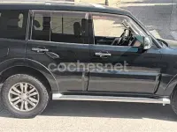 Usado Mitsubishi Montero Motion 200 CV (147 kW) 2010 Negro SUV
