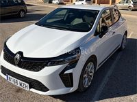 Usado Renault Clio V Evolution 100 CV (73 kW) 2025 Blanco Berlina
