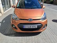 Usado Hyundai i10 66 CV (48 kW) 2014 Naranja Utilitario