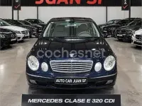 Usado Mercedes E320 Elegance 204 CV (150 kW) 2006 Azul Berlina