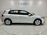 Usado VW Golf VIII 115 CV (84 kW) 2021 Gris / plata Berlina