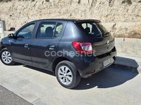 Usado Dacia Sandero Ambiance 75 CV (55 kW) 2016 Gris / plata Berlina