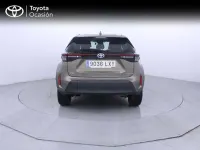 Usado Toyota Yaris Cross Active 116 CV (85 kW) 2022 Marrón SUV