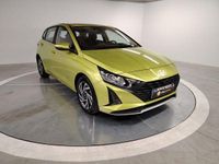 Usado Hyundai i20 84 CV (61 kW) 2024 Amarillo Berlina