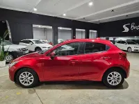Begagnad Mazda 2 Style+ 90 HK (66 kW) 2017 Röd Sedan