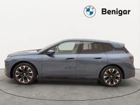 Usado BMW iX Comfort Edition 400 kW (544 CV) 2025 Azul SUV