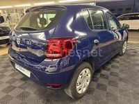 Usado Dacia Sandero Lauréate 73 CV (53 kW) 2017 Azul Berlina