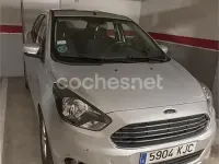 Usado Ford Ka Plus Ultimate 85 CV (62 kW) 2018 Gris / plata Utilitario