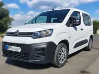 Usado Citroën Berlingo Live 102 CV (75 kW) 2023 Blanco Monovolumen