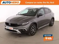 Usado Fiat Tipo Cross 131 CV (96 kW) 2022 Gris Familiar