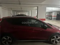 Usado Ford Fiesta Active 100 CV (73 kW) 2018 Granate Utilitario
