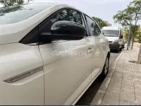 Usado Renault Mégane LIMITED 115 CV (84 kW) 2019 Blanco Berlina
