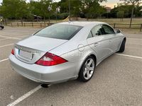 Usado Mercedes CLS320 224 CV (164 kW) 2006 Gris / plata Berlina