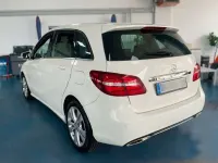Usado Mercedes B180 122 CV (89 kW) 2015 Blanco Utilitario