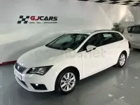 Usado Seat Leon 4Drive 150 CV (110 kW) 2018 Blanco Familiar