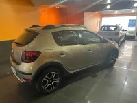 Usado Dacia Sandero Stepway 95 CV (69 kW) 2018 Beige Berlina