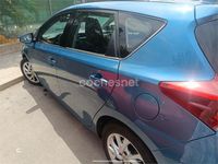 Usado Toyota Auris Active 112 CV (82 kW) 2016 Azul Berlina