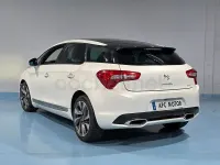 Usado Citroën DS5 Style 163 CV (119 kW) 2013 Blanco Utilitario
