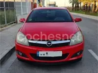 Usado Opel Astra GTC Sport 100 CV (73 kW) 2007 Rojo Berlina