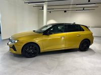 Usado Opel Astra S 130 CV (95 kW) 2023 Amarillo Berlina
