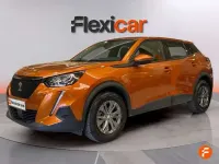Usado Peugeot 2008 Active 101 CV (74 kW) 2021 Naranja SUV