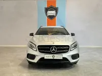 Usado Mercedes GLA180 122 CV (89 kW) 2019 Gris / plata SUV