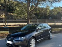 Usado Audi A3 Attraction 140 CV (102 kW) 2005 Gris / plata Berlina