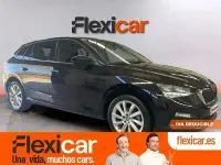 Usado Skoda Scala 150 CV (110 kW) 2022 Negro Utilitario