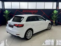 Usado Audi A3 Sportback Sport 116 CV (85 kW) 2017 Blanco Utilitario