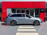 Usado Kia Ceed 120 CV (88 kW) 2024 Gris / plata Utilitario