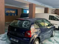 Usado VW Polo Highline 75 CV (55 kW) 2005 Azul Berlina