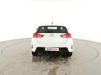 Usado Toyota Auris 132 CV (97 kW) 2015 Blanco Berlina