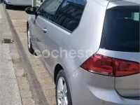 Usado VW Golf VII Advance 105 CV (77 kW) 2013 Gris / plata Berlina