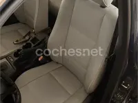 Usado BMW 320 150 CV (110 kW) 2005 Azul Berlina
