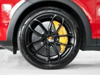 Usado Porsche Cayenne Turbo E-Hybrid 740 CV (544 kW) 2024 Rojo SUV