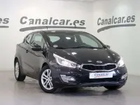 Usado Kia ProCeed 110 CV (80 kW) 2014 Negro Utilitario