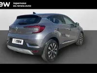 Usado Renault Captur Techno 140 CV (102 kW) 2023 Gris casiopea SUV