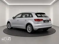 Usado Audi A3 Attraction 110 CV (80 kW) 2016 Gris / plata Berlina